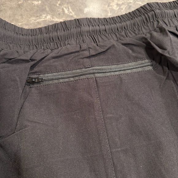 Coofandy Black Workout Shorts (7 Inch Inseam) - Picture 8 of 9